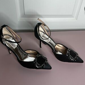 Badgley Mischka Black Heels with Embellished Buckle